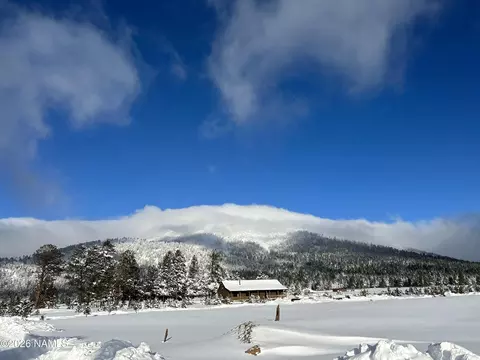 17622 Crowley Trl, Flagstaff, AZ 86001