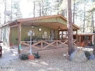 1025 E Caribou Rd, Munds Park, AZ 86017