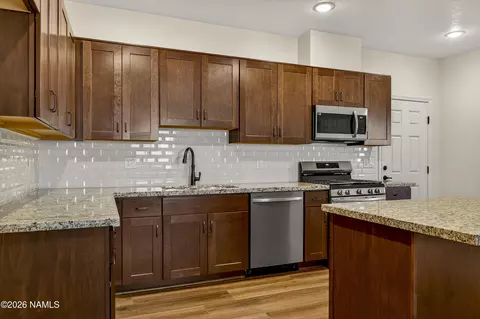 1650 E Ponderosa Pkwy #226, Flagstaff, AZ 86001