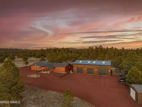 1150 N Three Bears Loop, Parks, AZ 86018 photo 3