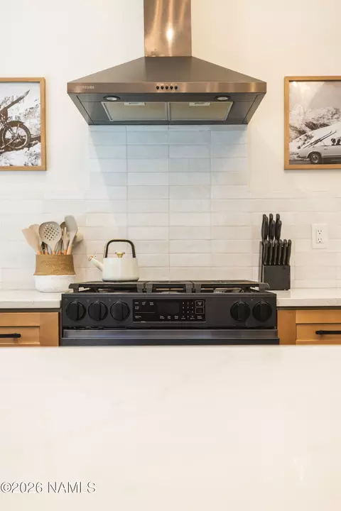 Kitchen - 738 Comanche St, Flagstaff, AZ 86001 photo 3 of 5