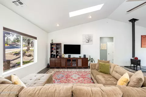 Living - 24 E Tranquil Ln, Flagstaff, AZ 86005 photo 3 of 3