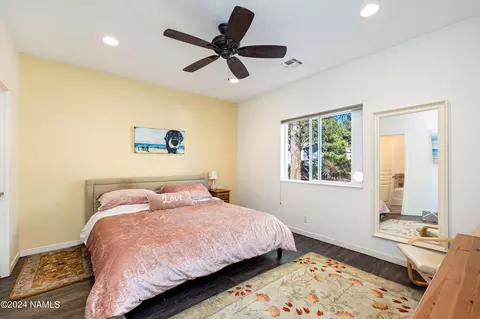Bedroom - 24 E Tranquil Ln, Flagstaff, AZ 86005 photo 1 of 4