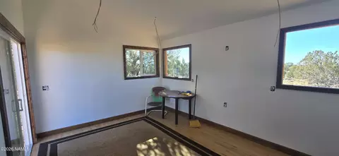 4454 E Palomar Dr, Williams, AZ 86046 photo 7