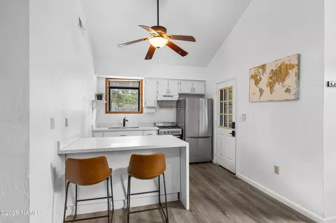 Kitchen - 595 Cherokee, Flagstaff, AZ 86005 photo 1 of 3
