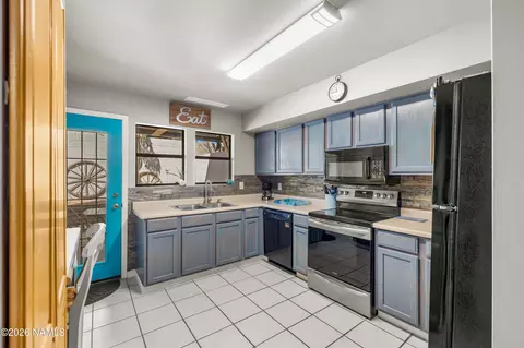Kitchen - 4150 E Spring Meadows Cir, Flagstaff, AZ 86004 photo 1 of 3
