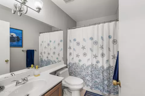 Bath - 4150 E Spring Meadows Cir, Flagstaff, AZ 86004 photo 4 of 4
