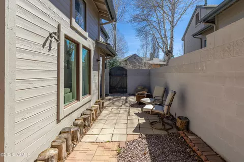 Exterior - 4150 E Spring Meadows Cir, Flagstaff, AZ 86004 photo 6 of 7