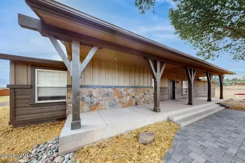 11410 N Crestview St, Flagstaff, AZ 86004