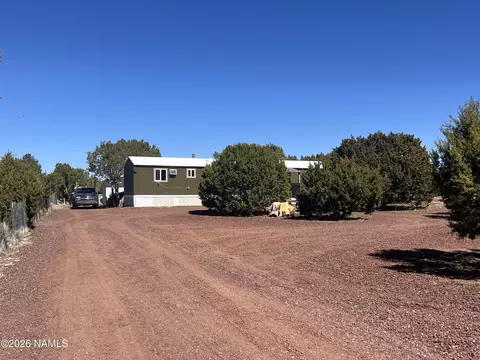 327 E Greenbriar Dr, Williams, AZ 86046
