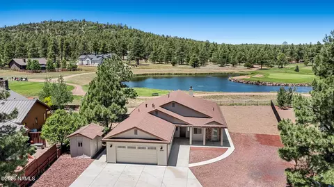 2946 W Burning Tree Dr, Williams, AZ 86046