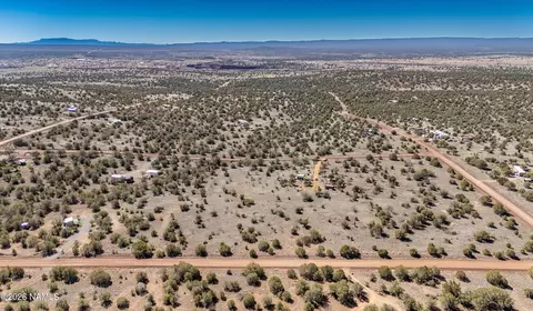 2392 W Albert Way, Ash Fork, AZ 86320 photo 10