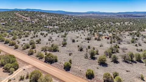 2392 W Albert Way, Ash Fork, AZ 86320 photo 8