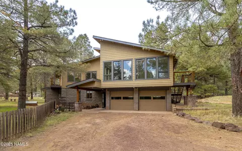 211 S Beech Dr, Flagstaff, AZ 86004