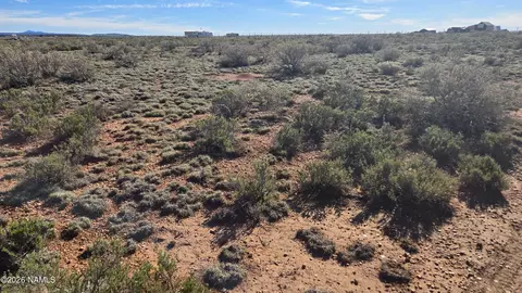 2210 E Richard Rd, Williams, AZ 86046 photo 8