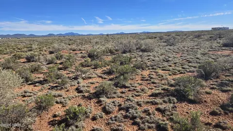 2210 E Richard Rd, Williams, AZ 86046 photo 9