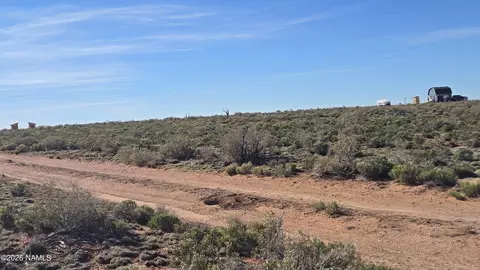 2240 E Richard Rd, Williams, AZ 86046 photo 7