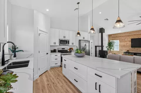 6740 N Isabella St, Williams, AZ 86046