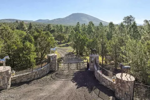 9665 N Stagecoach Dr, Williams, AZ 86046
