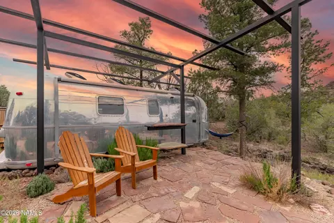 Exterior - 8200 W Rolling Ridge Rd, Ash Fork, AZ 86320 photo 3 of 7