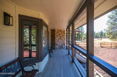 Exterior - 4540 Forest Ranches Loop, Parks, AZ 86018 photo 4 of 18