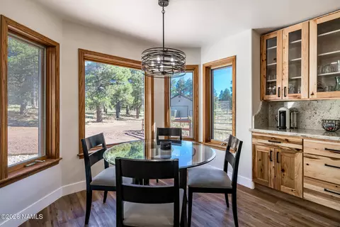 Dining - 4540 Forest Ranches Loop, Parks, AZ 86018 photo 1 of 3