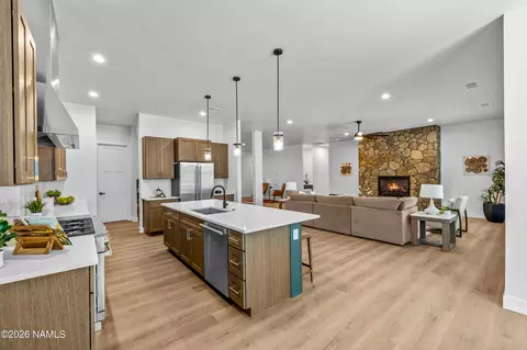 5235 E Mockingbird Dr, Flagstaff, AZ 86004 photo 9