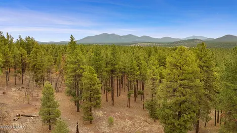 7804 E Long Bow Dr, Williams, AZ 86046