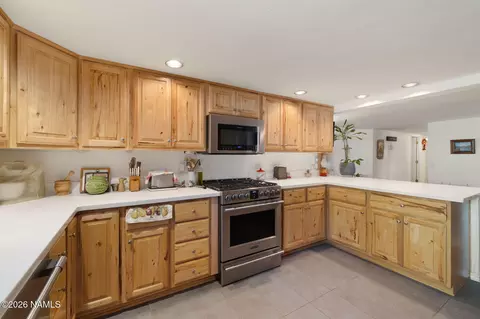 Kitchen - 4170 Canyon Loop, Flagstaff, AZ 86005 photo 3 of 3
