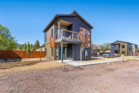 302 W Oak Ave #8, Flagstaff, AZ 86001
