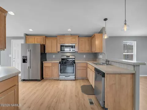 162 Pinecrest Trl, Williams, AZ 86046 photo 6