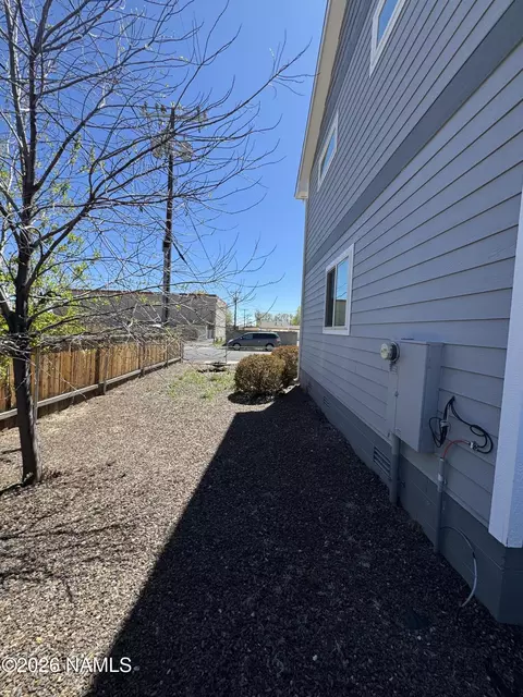 Exterior - 2406 E 4th Ave, Flagstaff, AZ 86004 photo 8 of 9