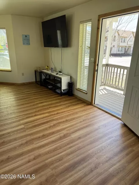 Entry Way - 2406 E 4th Ave, Flagstaff, AZ 86004 photo 1 of 5