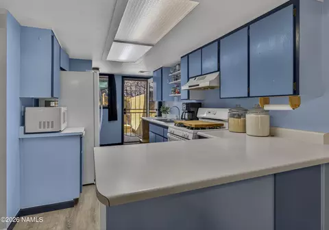 Kitchen - 2645 E Jeffrey Loop, Flagstaff, AZ 86004 photo 1 of 3