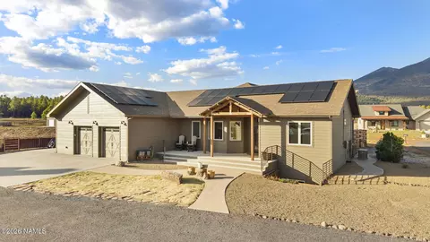 4811 W Laskin Trl, Flagstaff, AZ 86001