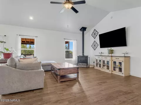2316 E New Moon Way, Williams, AZ 86046