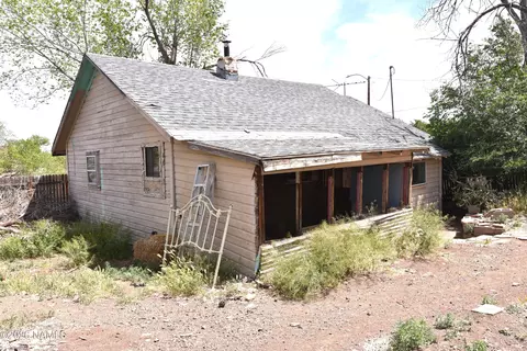 Exterior - 389 W Park Ave, Ash Fork, AZ 86320 photo 3 of 6