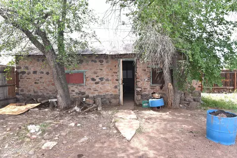 Exterior - 389 W Park Ave, Ash Fork, AZ 86320 photo 1 of 6