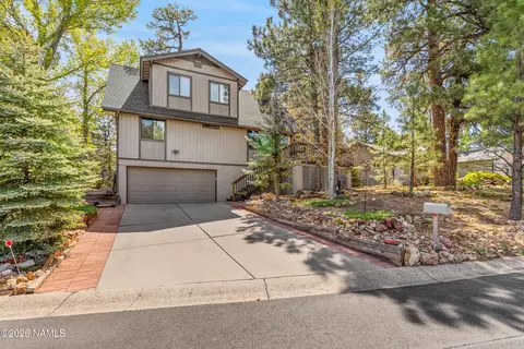 3020 N Rio De Flag Dr, Flagstaff, AZ 86004