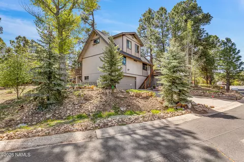 3020 N Rio De Flag Dr, Flagstaff, AZ 86004