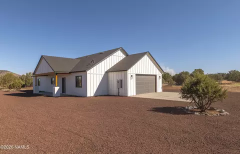 7939 N Red Lake Rd, Williams, AZ 86046