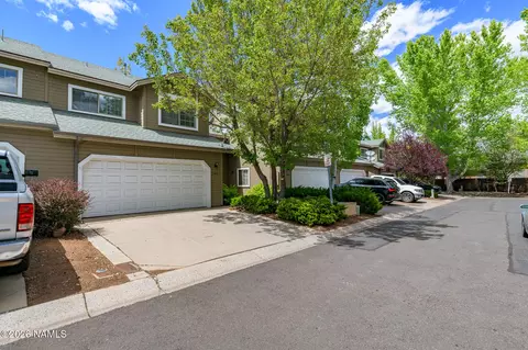 2465 S Stormy Ln, Flagstaff, AZ 86001
