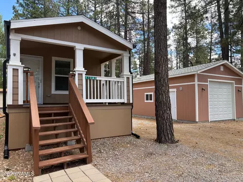 17045 S Mescalero Dr, Munds Park, AZ 86017