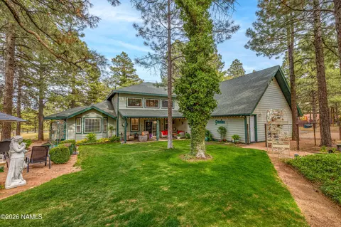 7080 Oakwood Pines Dr, Flagstaff, AZ 86004