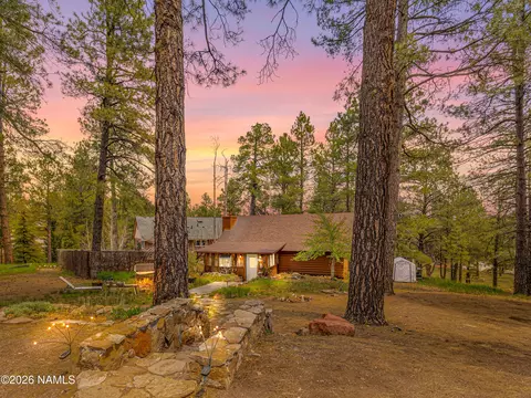 Exterior - 4511 Canyon Loop, Flagstaff, AZ 86005 photo 8 of 9