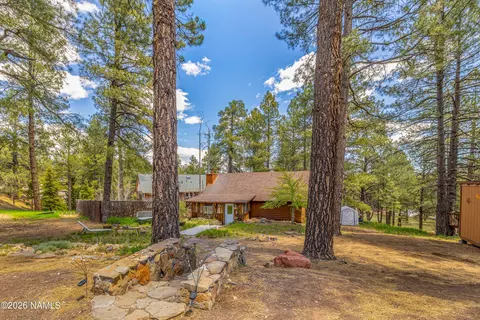 Exterior - 4511 Canyon Loop, Flagstaff, AZ 86005 photo 7 of 9