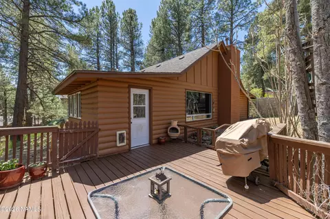 Exterior - 4511 Canyon Loop, Flagstaff, AZ 86005 photo 2 of 9