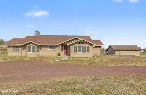 8985 N Silver Saddle Dr, Flagstaff, AZ 86004