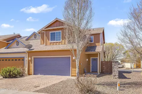 9132 W Arden Ln, Bellemont, AZ 86015