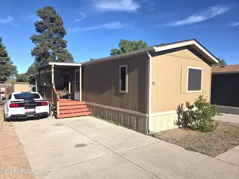 5600 N Dakota St #16, Flagstaff, AZ 86004